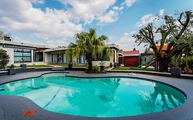 Ava Guest House